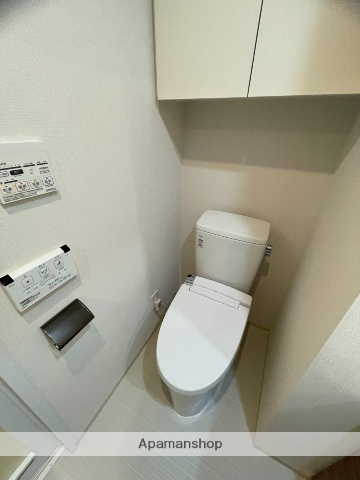 東武亀戸線 亀戸駅 徒歩5分 13階建 築5年のトイレ写真
