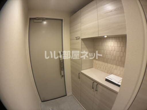シャーメゾン安満西の町の玄関写真