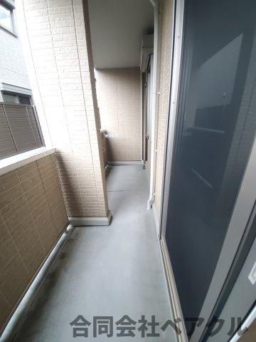 バルコニー　外からの目が気にならないバルコニーで洗濯物が干せます