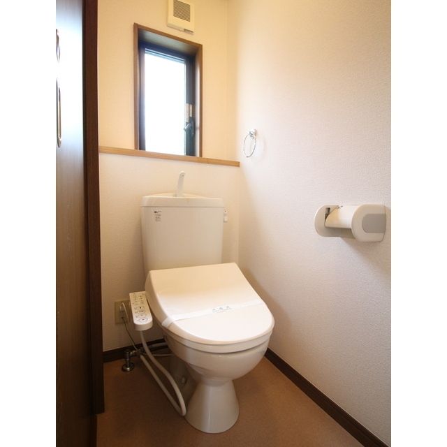 陽だまりの詩 T-6のトイレ写真