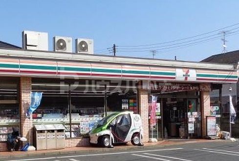 コンビニ　セブンイレブン東船橋4丁目店（コンビニ）まで40m