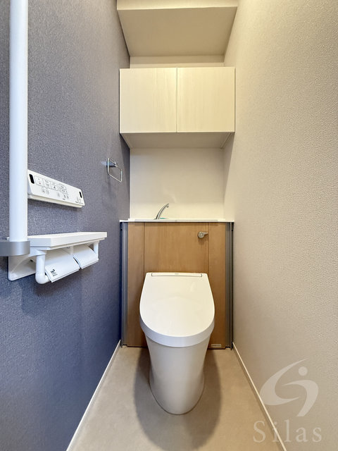 ＪＲ阪和線 堺市駅 徒歩3分 3階建 築1年のトイレ写真