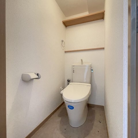 トイレ　同仕様タイプです