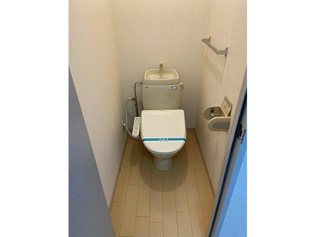 エターナル・レイ CDのトイレ写真