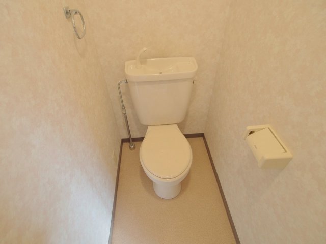 グランドゥール土井のトイレ写真