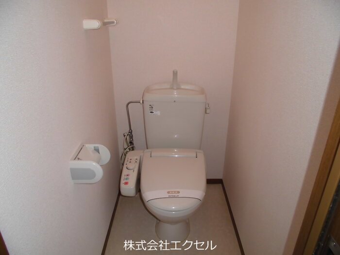 ＪＲ中央線 豊田駅 徒歩10分 2階建 築26年のトイレ写真