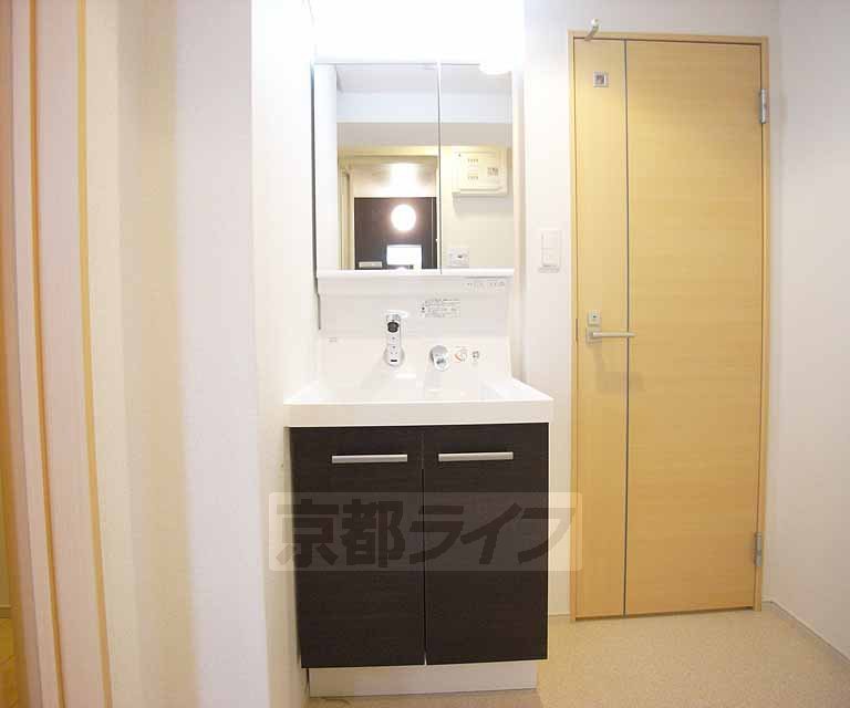 京阪本線 龍谷大前深草駅 徒歩5分 4階建 築13年の内装写真