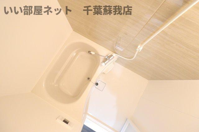 バス・シャワールーム　落ち着いた空間のお風呂です