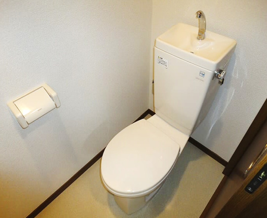 トイレ　※別部屋参考写真