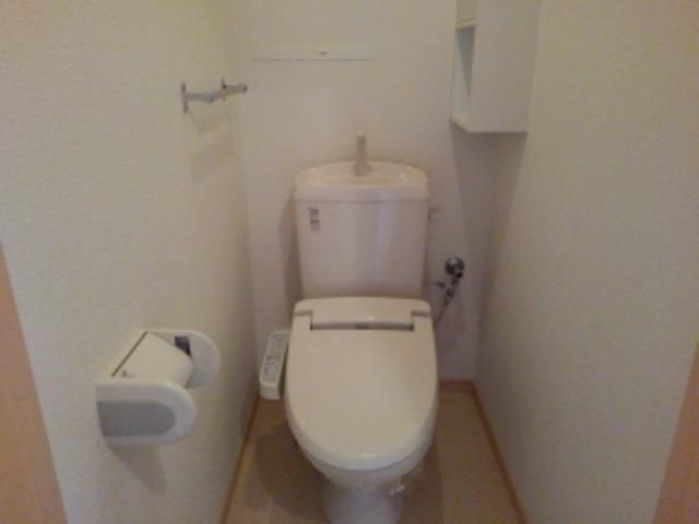 トゥージュール アンサンブルのトイレ写真