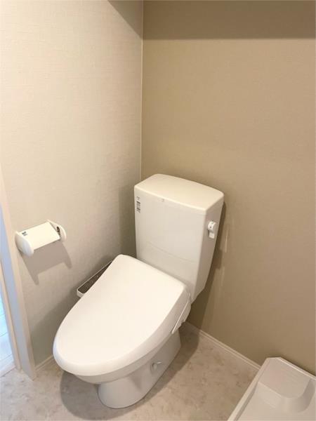 トイレ　清潔感のあるトイレです