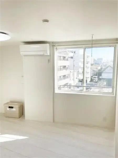 その他部屋・スペース　明るい洋室です