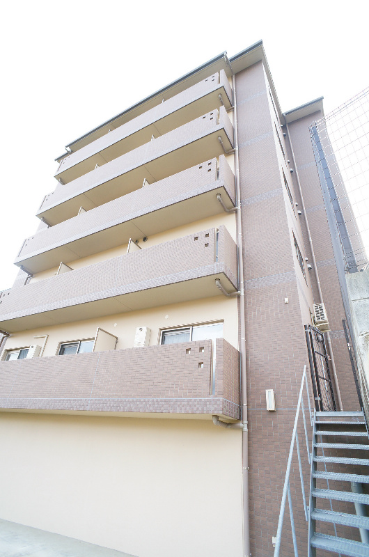 建物外観　防音性&耐震性に優れる鉄筋コンクリート構造