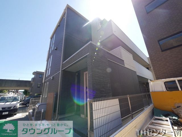 グランデファーレ仲町台の外観写真