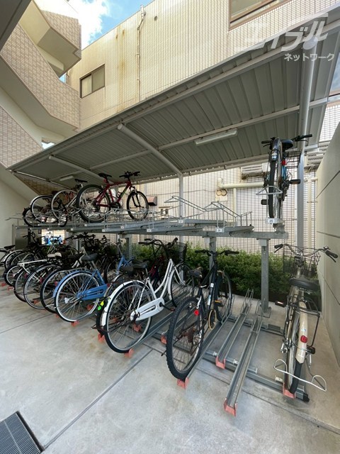 駐車場　駐輪場