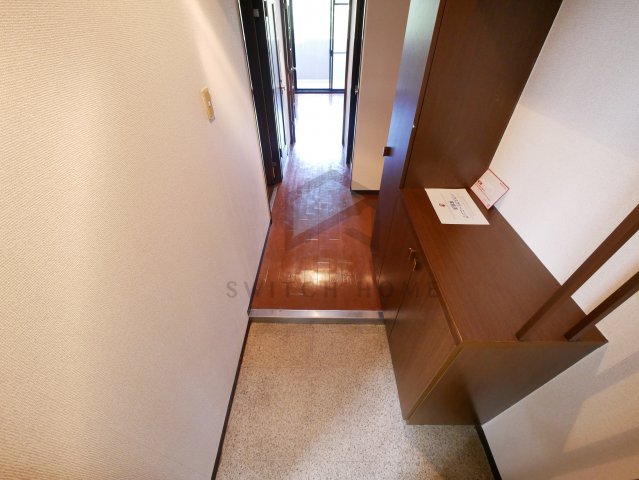 玄関　収納もある玄関です