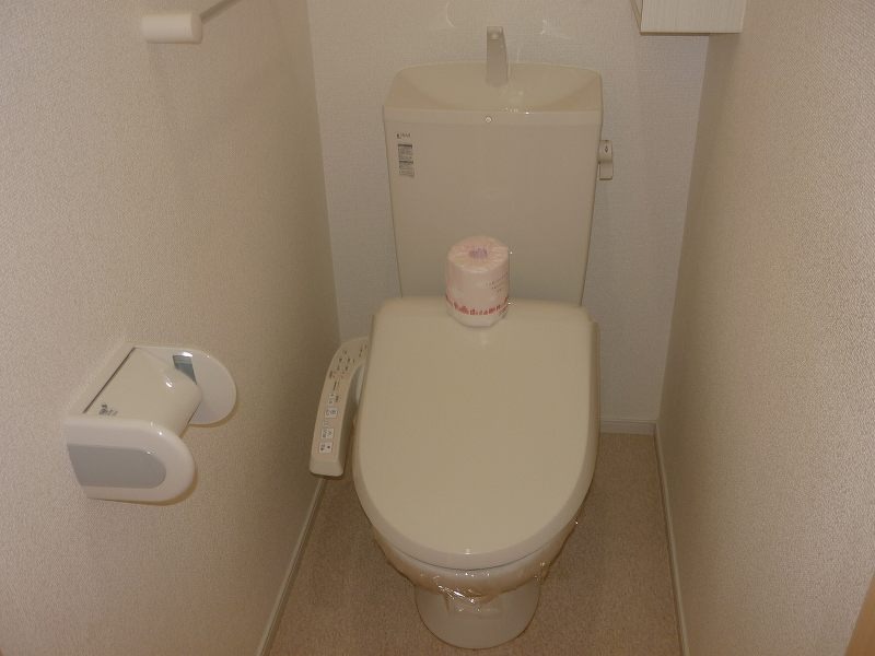 トイレ　図面と現状に相違がある場合には現状を優先