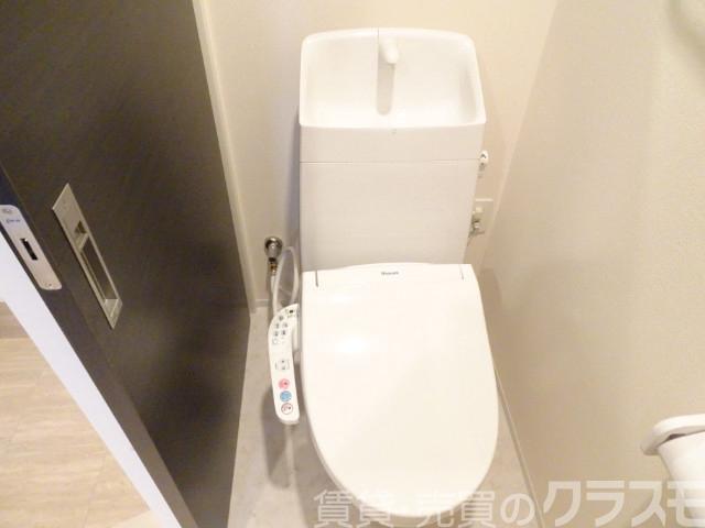 トイレ　ウォシュレット＆ウォームレット付き