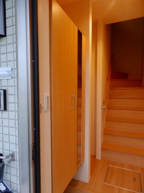 ブルーム矢原の玄関写真