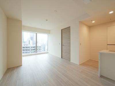 居室・リビング　※別部屋の参考写真です。