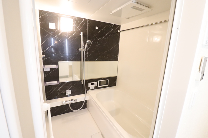 バス・シャワールーム　※同タイプの部屋写真です