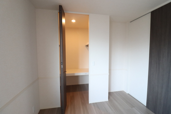 収納　※同タイプの部屋写真です