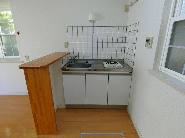 ＪＲ京葉線 舞浜駅 徒歩11分 3階建 築25年のキッチン写真
