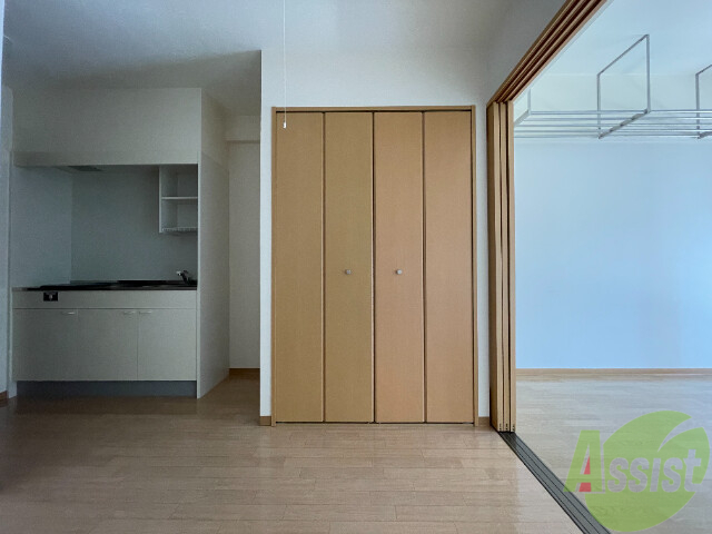 収納　クローゼットの収納も広そうでいいですね。