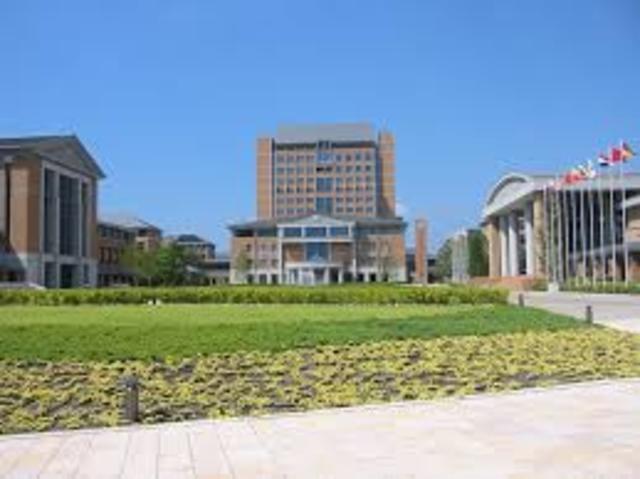 大学・短大　私立関西外国語大学短期大学部（大学・短大）まで1347m
