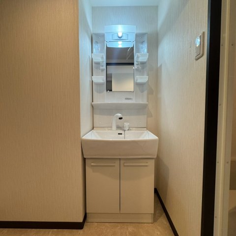 ES ABIKの内装写真