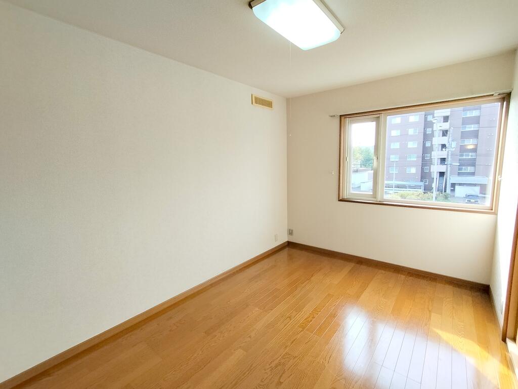 その他部屋・スペース　清潔感のある洋室です♪