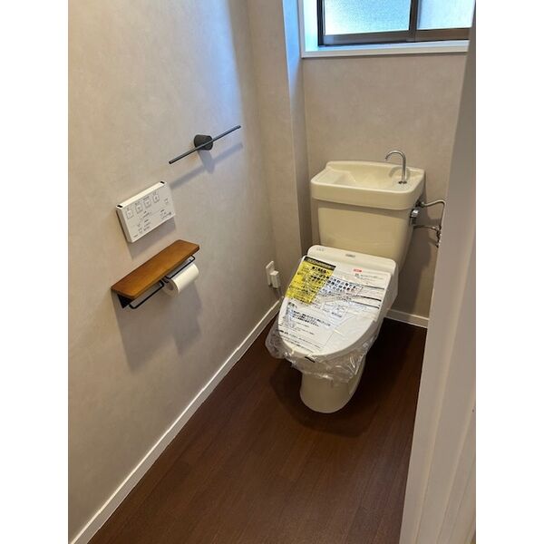 JS福ビルのトイレ写真