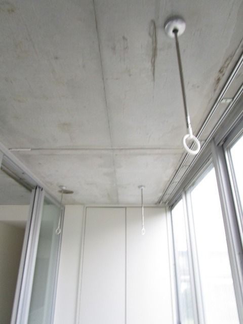 その他設備　★日当たりの良い玄関に室内洗濯物干しあります★