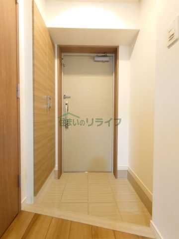 ドゥーエ上野池之端の玄関写真