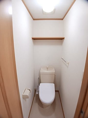 トイレ　コンパクトで使いやすいトイレです