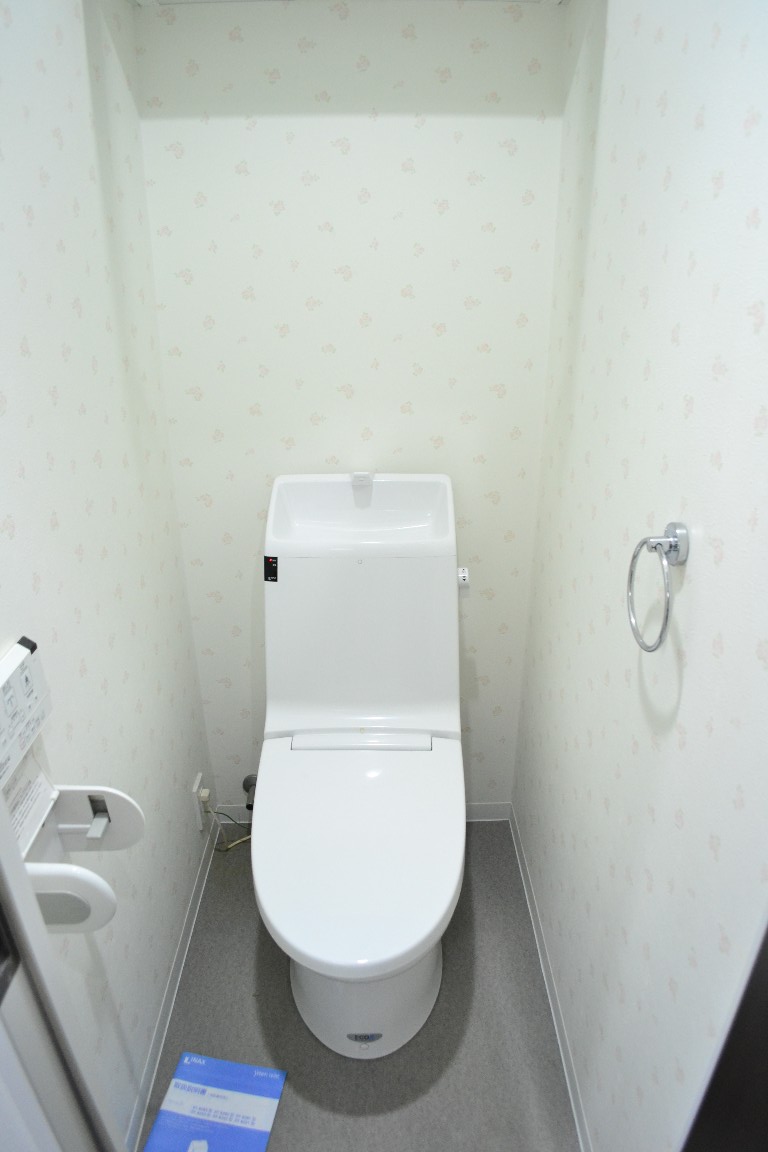 トイレ　清潔感のあるトイレです