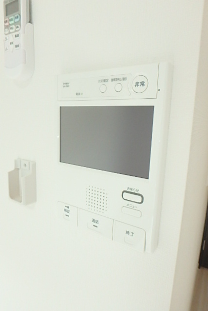 セキュリティ　モニター付きインターホン