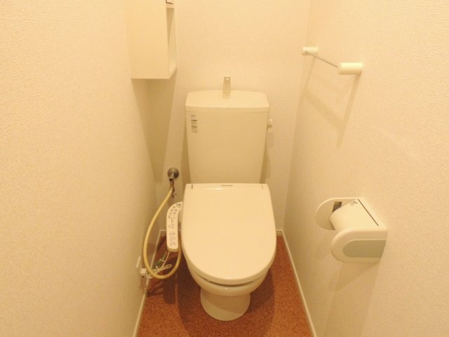 トイレ　ゆったりとした空間のトイレです