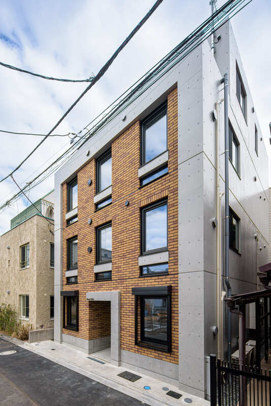 建物外観　シンプルで清楚感のあるデザイナーズマンションです。