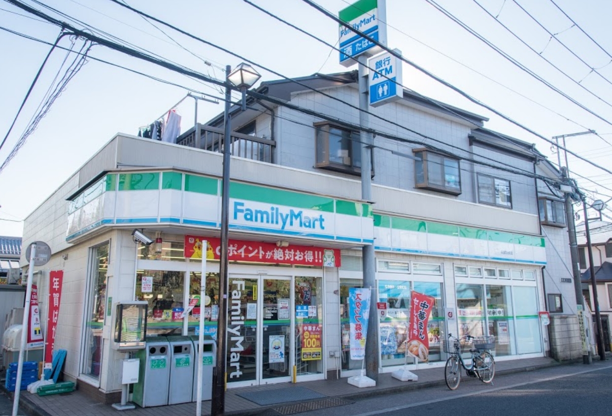 コンビニ　ファミリーマート荻窪団地前店（コンビニ）まで396m