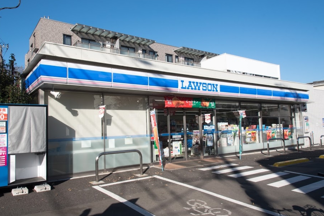 コンビニ　ローソン杉並荻窪三丁目店（コンビニ）まで596m