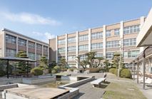 大学・短大　宇部フロンティア短期大学（大学・短大）まで1207m