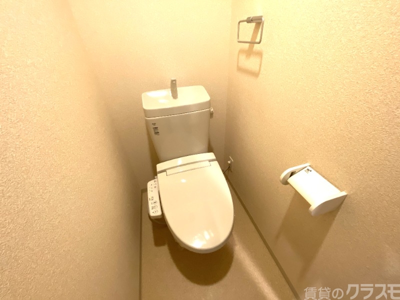 トイレ　冬場の強い味方！温めます。