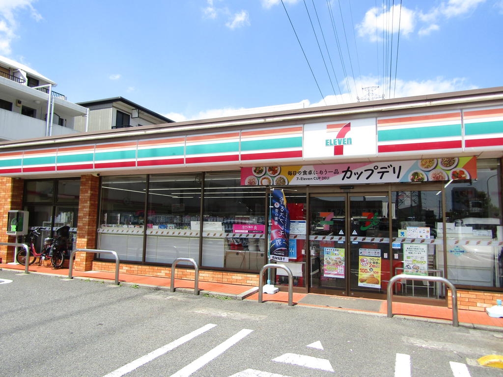 コンビニ　セブンイレブン横浜綱島西6丁目店（コンビニ）まで385m