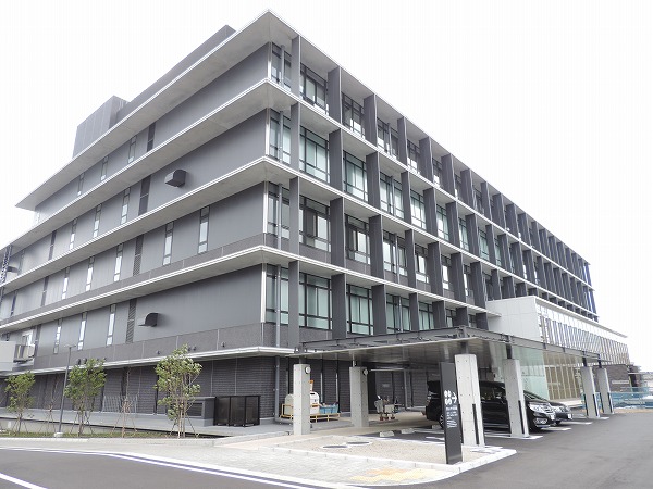 【半田市更生町のマンションの役所】