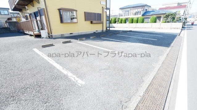 【コーポ内田の駐車場】