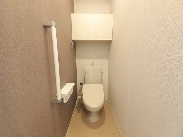 【グレイス　リンデンバンIIIのトイレ】