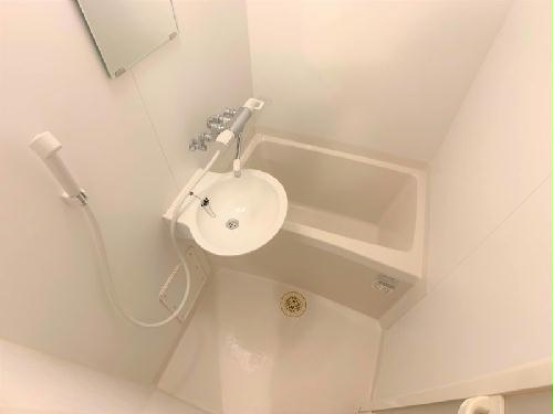 バス・シャワールーム　設備・仕様は号室により異なる為、現況を優先致します。