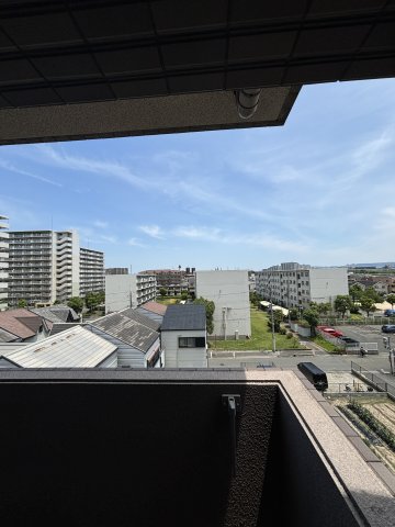 【大阪市東淀川区大道南のマンションの眺望】