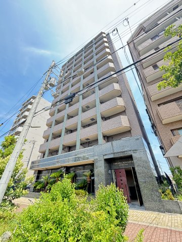 【大阪市東淀川区大道南のマンションの建物外観】